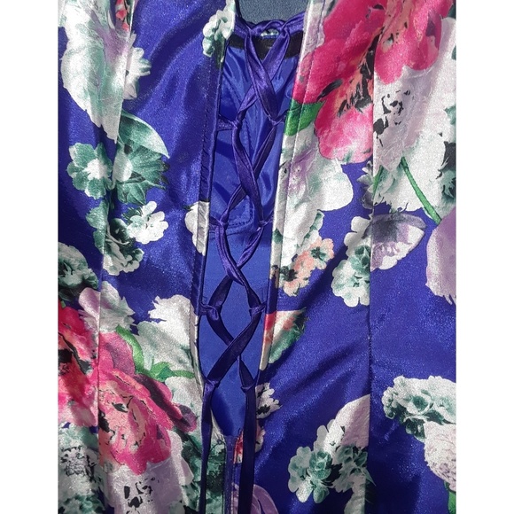 Blue floral gown - Picture 3 of 8